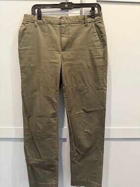 Lightly Worn Vince Coin Pocket Chino Pants – Size 8 in Olive Green